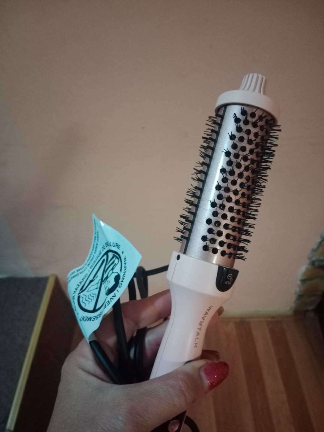 Customer photo review of Wavytalk Blowout Boost Ionic Termal Brush