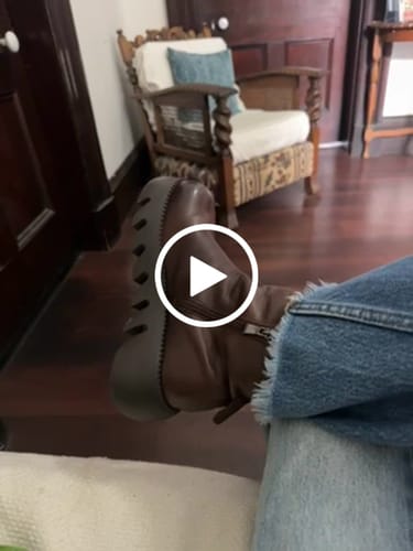 Customer video review of Women Retro Genuine Leather Platform Boots
