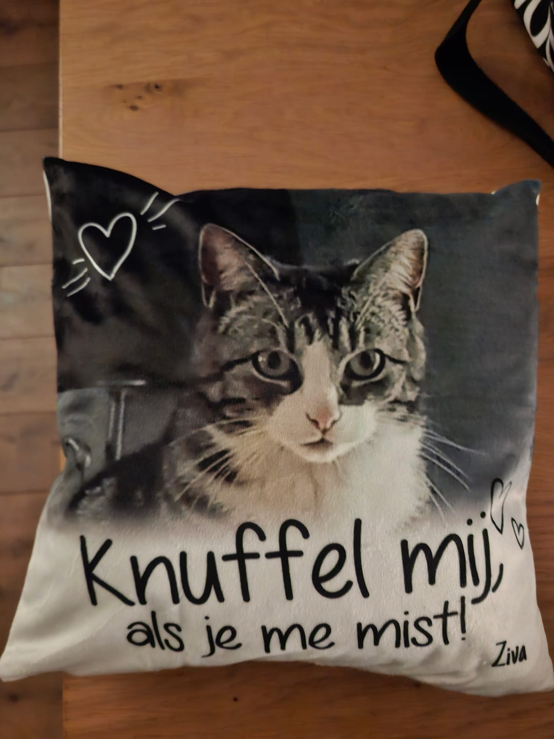 Customer photo review of Knuffel mij als je me mist - Gepersonaliseerde kussen