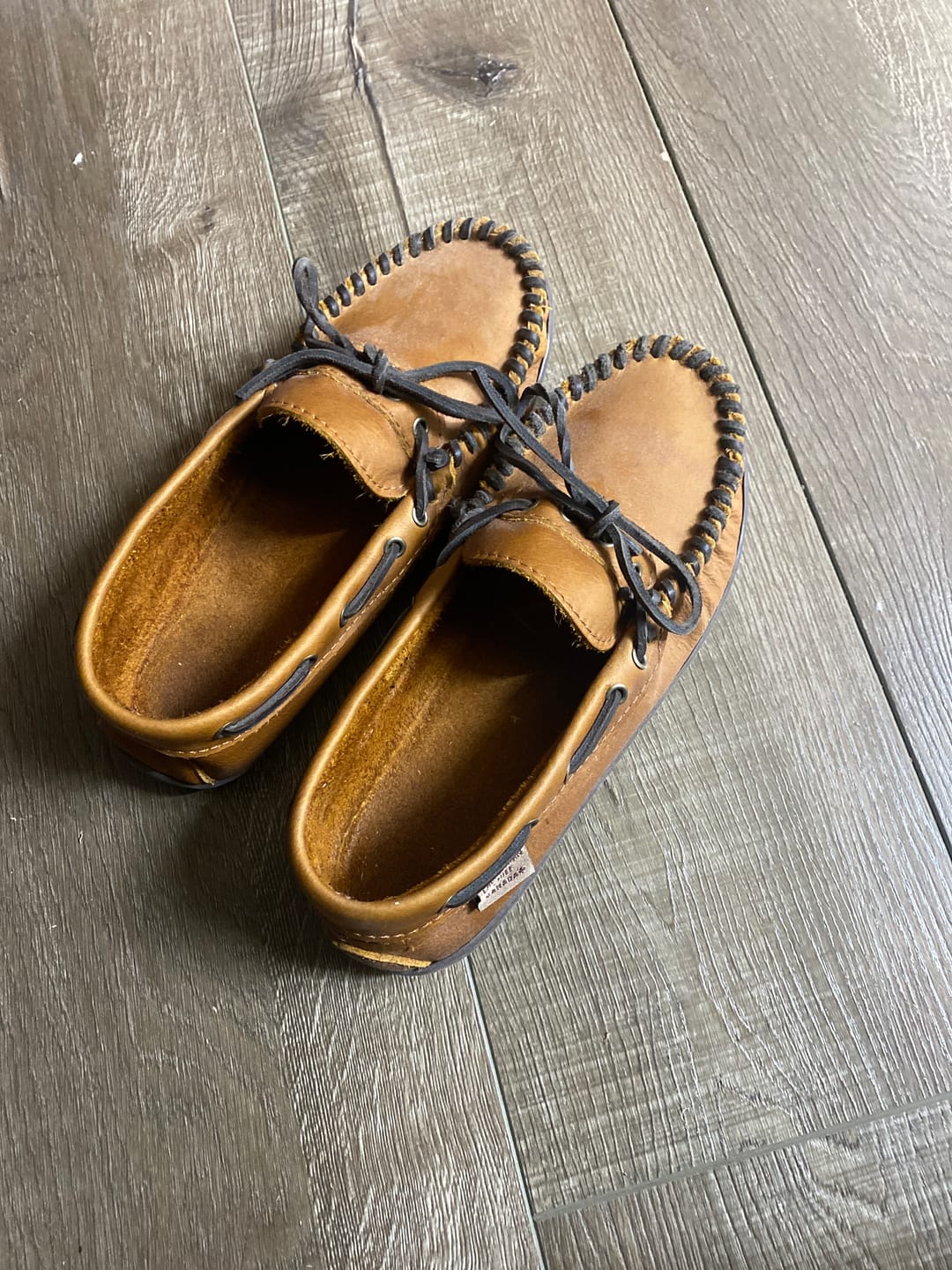 Customer photo review of Men's Wide Leather Moccasin Shoes