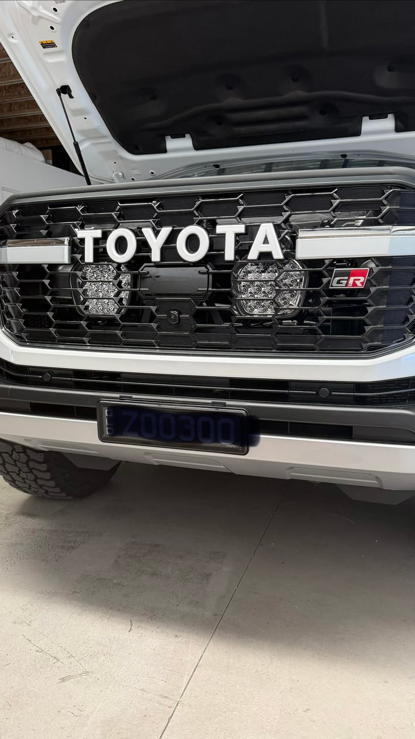 Customer photo review of Spotlight Mount – 300 Series – Behind Grille