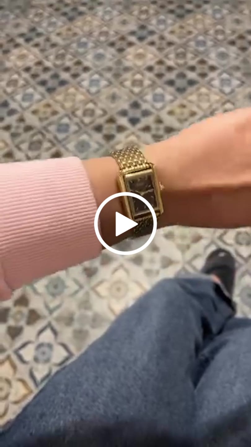 Customer video review of Olivia Gold Brown