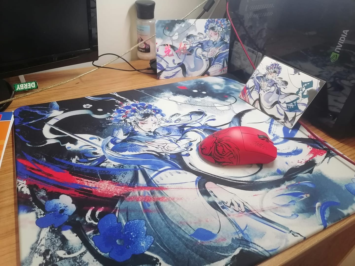 Customer photo review of ESPTiger Kun Lun Pioneer Series Poron Mousepad