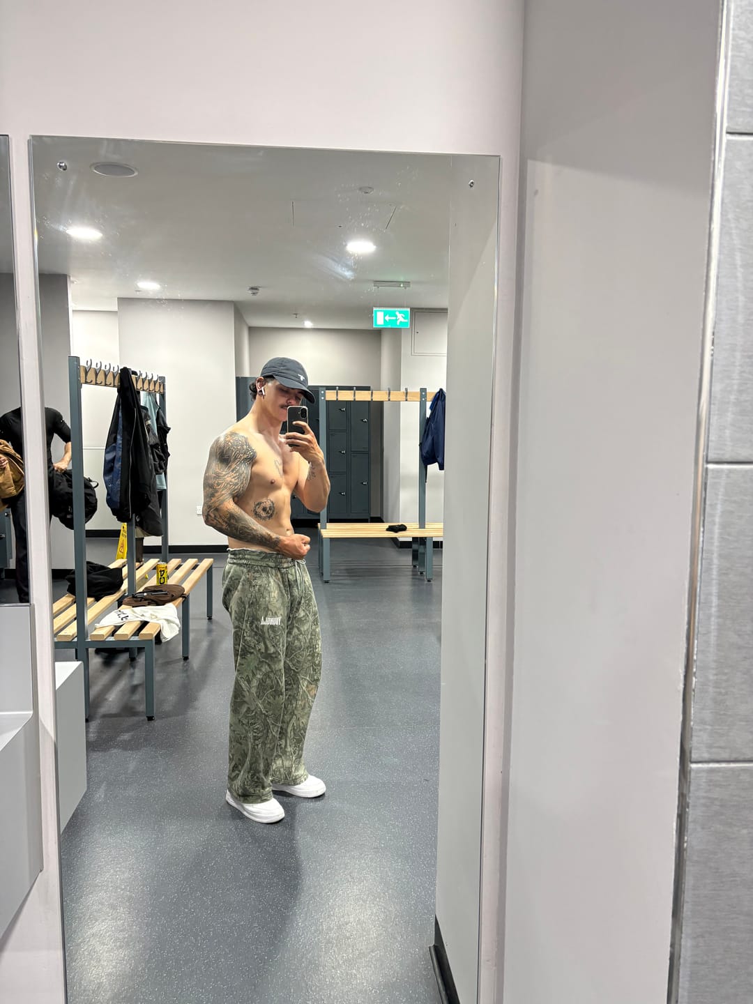 Customer photo review of 2133 - Tree Camo Baggy Sweats