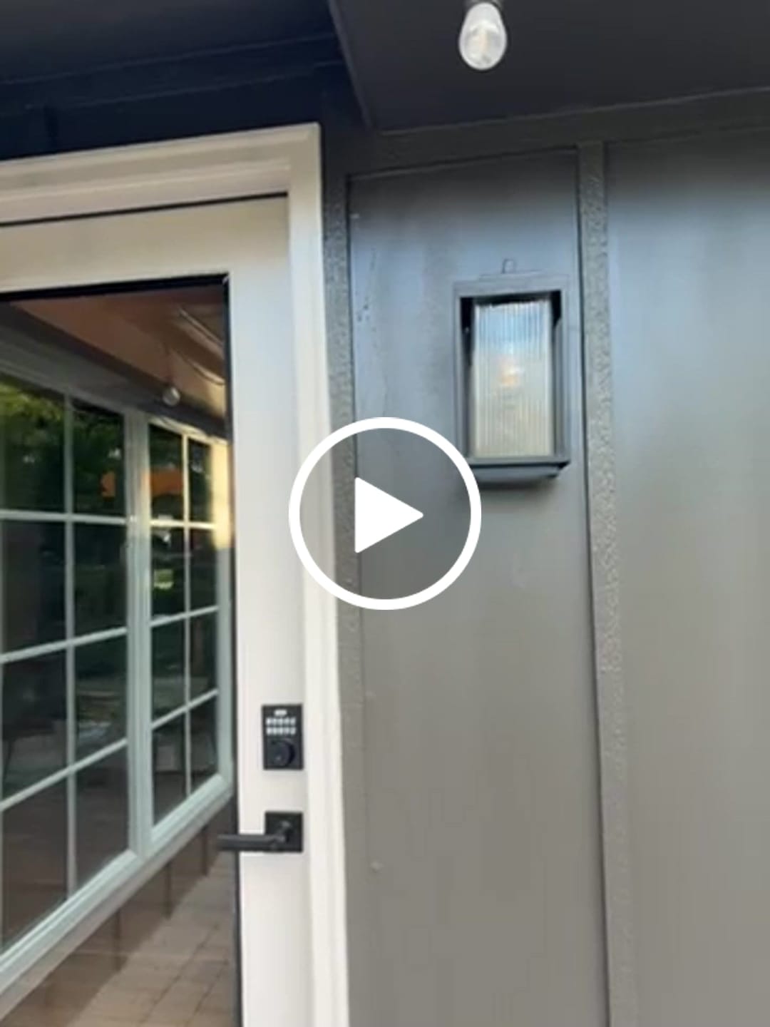 Customer video review of IP23 1-Light Black Ribbed Glass Outdoor Wall Lantern