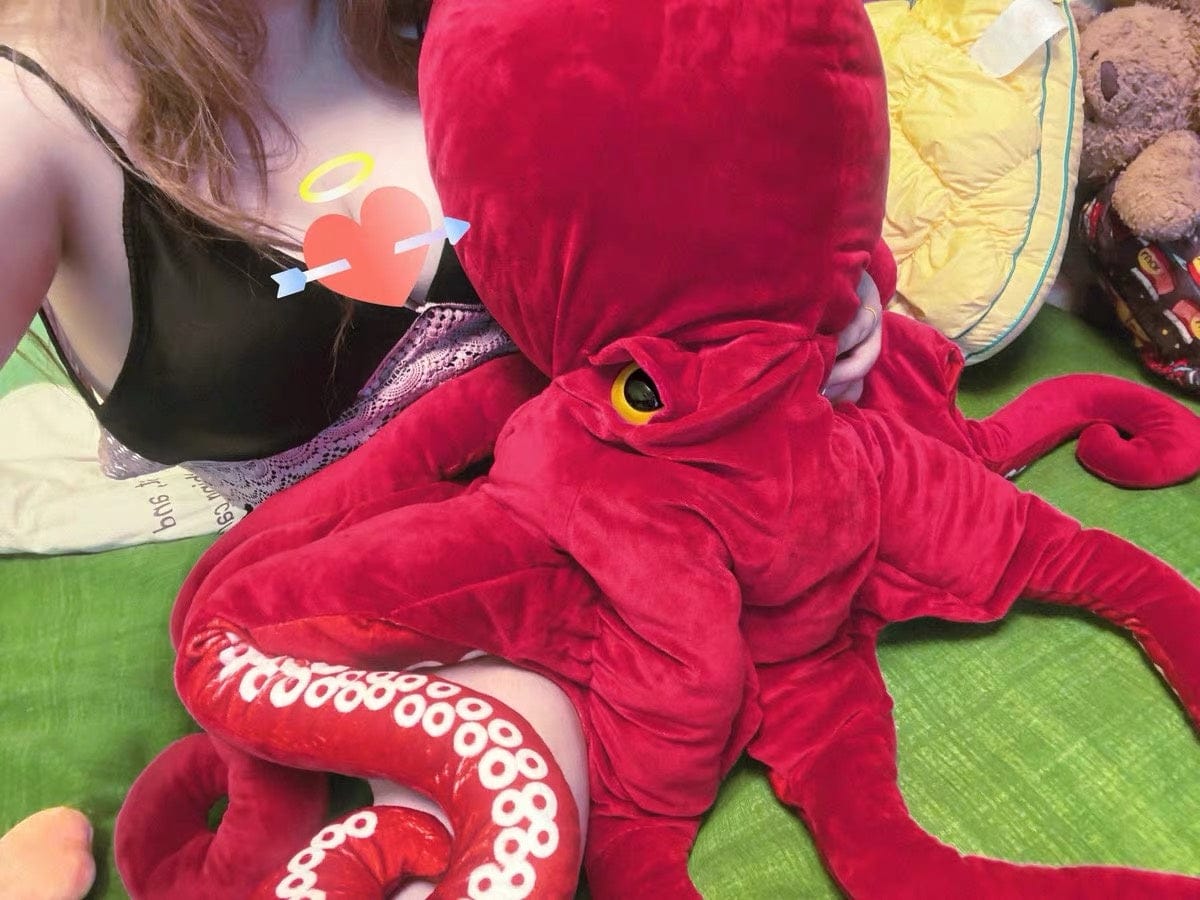Customer photo review of Giant Pacific Octopus Plush Toy – Ultra-Realistic, Cuddly, and Perfect for Ocean Lovers