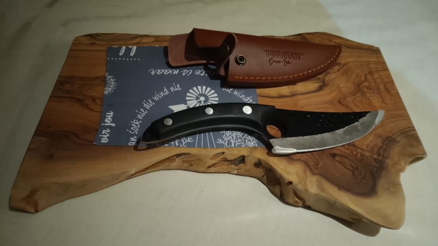 Customer photo review of BRAAIPLANK™ "BEENLEM" HAMMER FORGED BONING KNIFE
