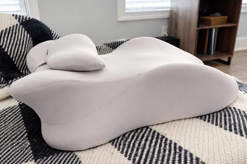 Customer photo review of Zyra - Sweet Spot Comfort Pillow