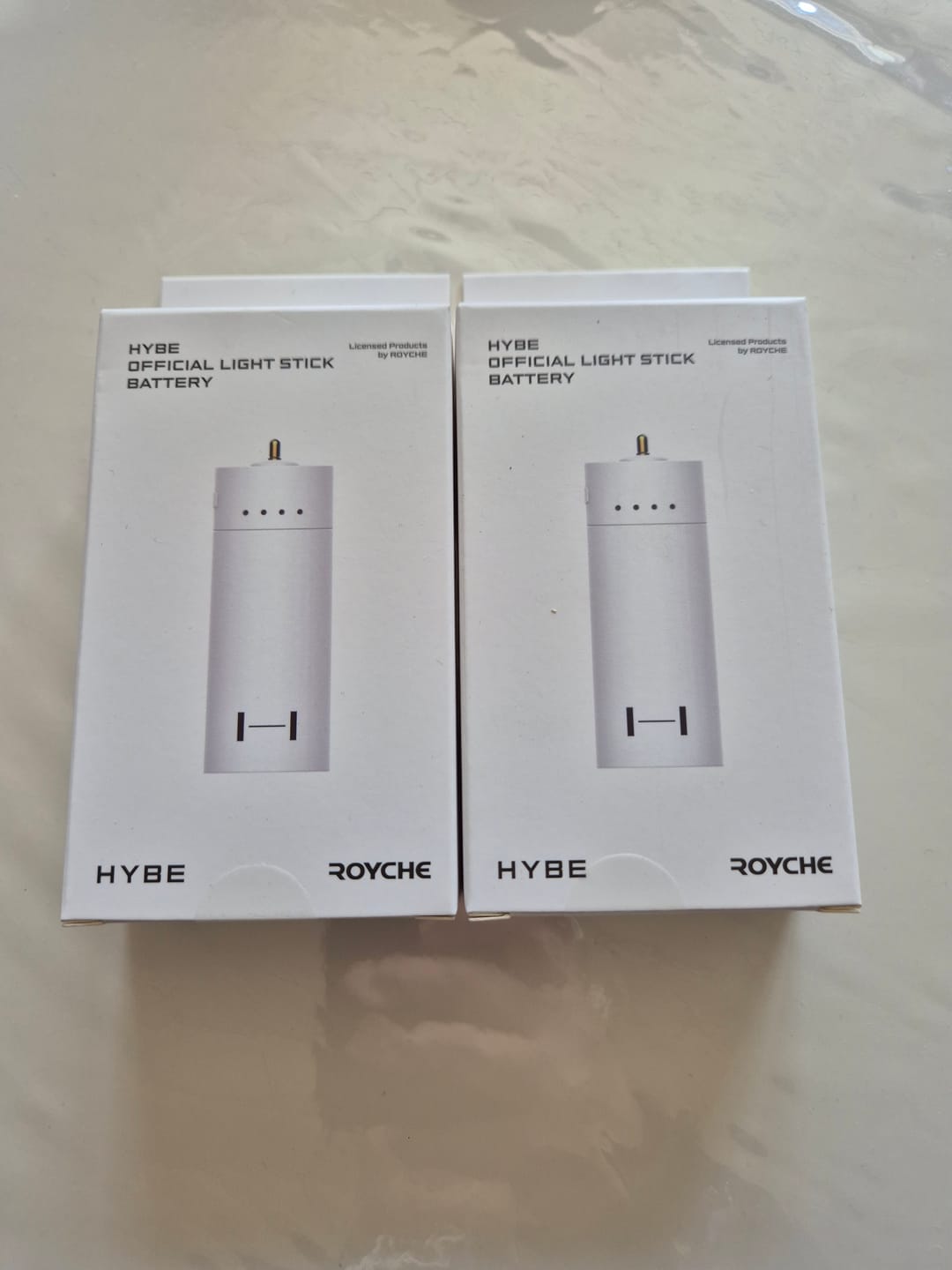 Customer photo review of HYBE OFFICIAL LIGHT STICK BATTERY