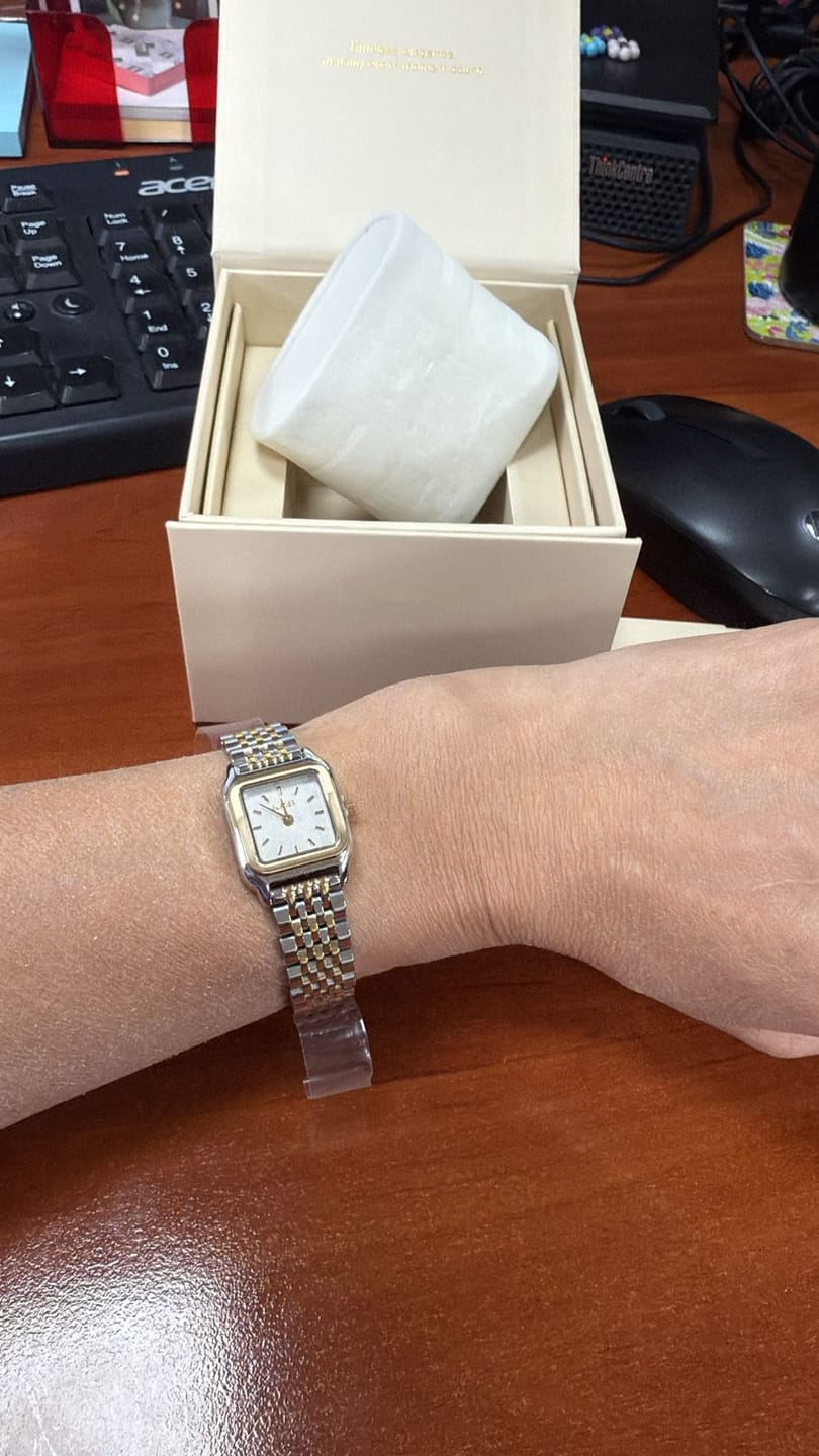 Customer photo review of Macy Petite Gold Silver