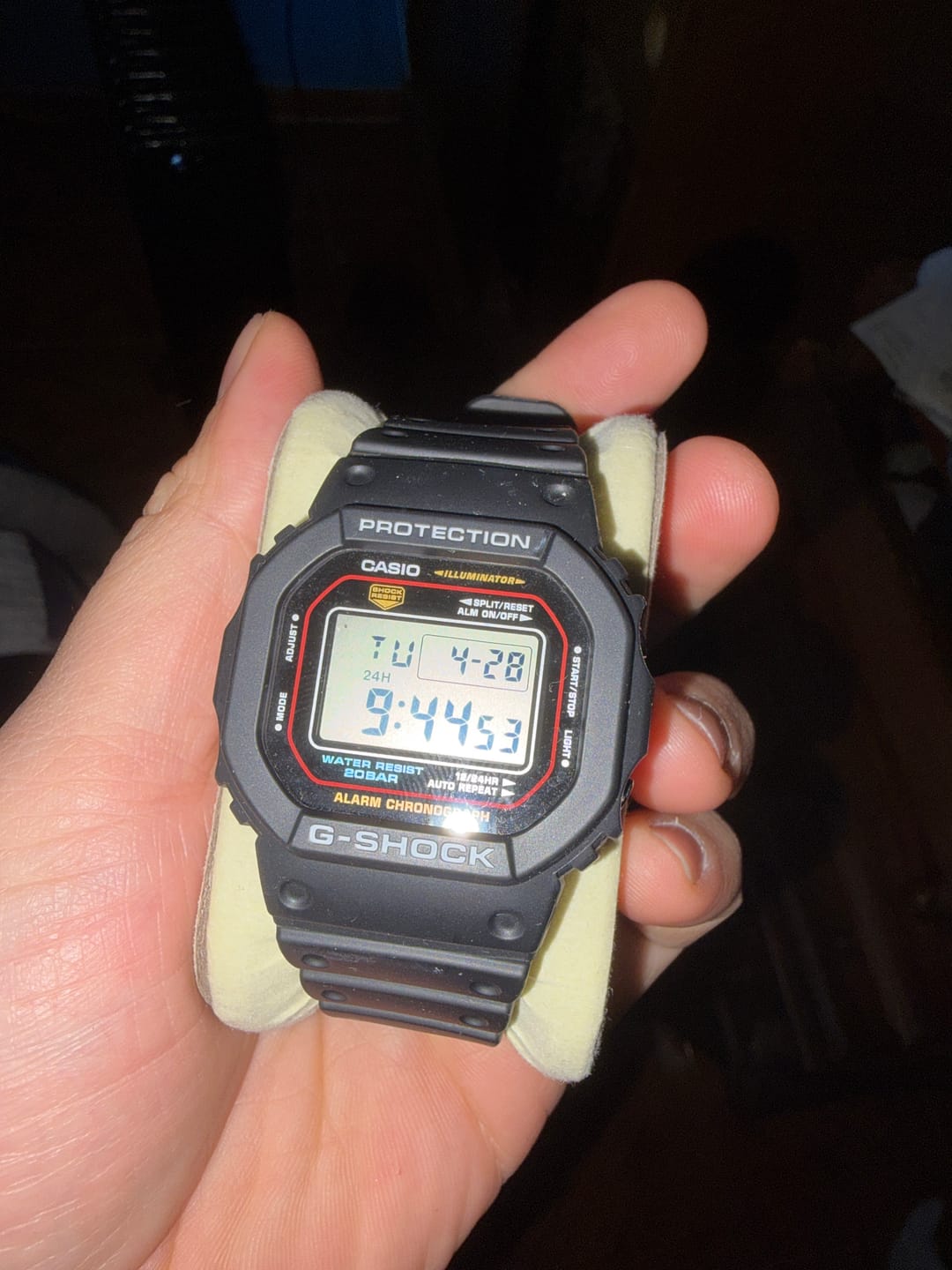 Customer photo review of Reloj Casio G-Shock Vintage DW-5600RL-1JF Negro JDM Edición 1983