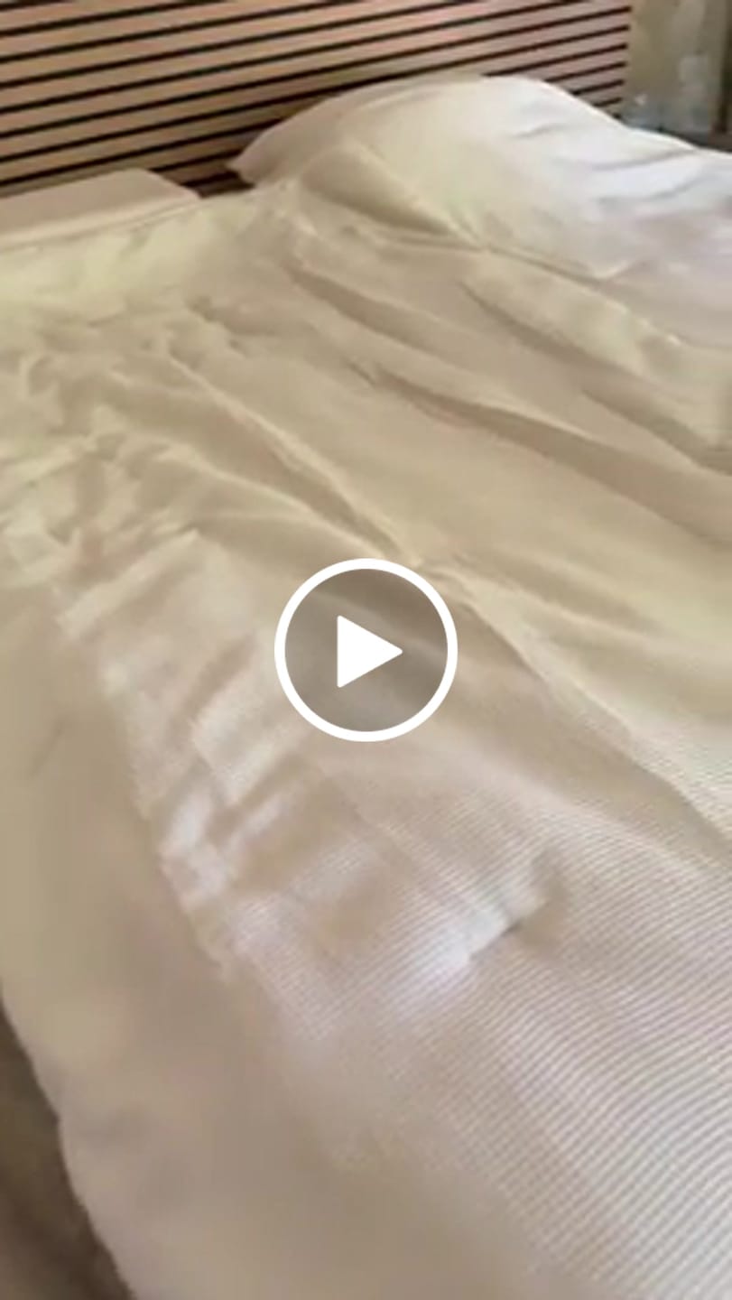 Customer video review of Kussenslopen Waffle Sand 60x70cm 2-Pack