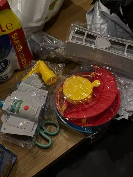Customer photo review of Auto Rennbahn Spielset Kinder | Fahrzeuge mit Rutschbahn