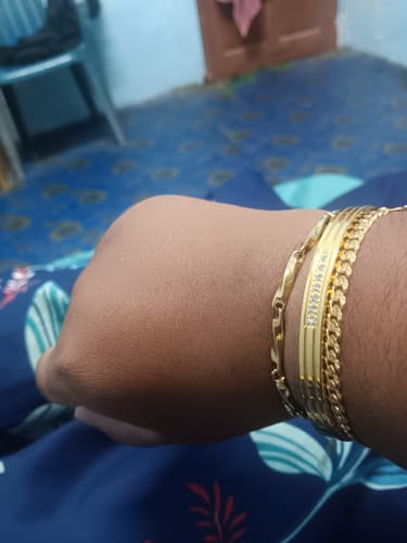 Customer photo review of Kai Linked Bracelet