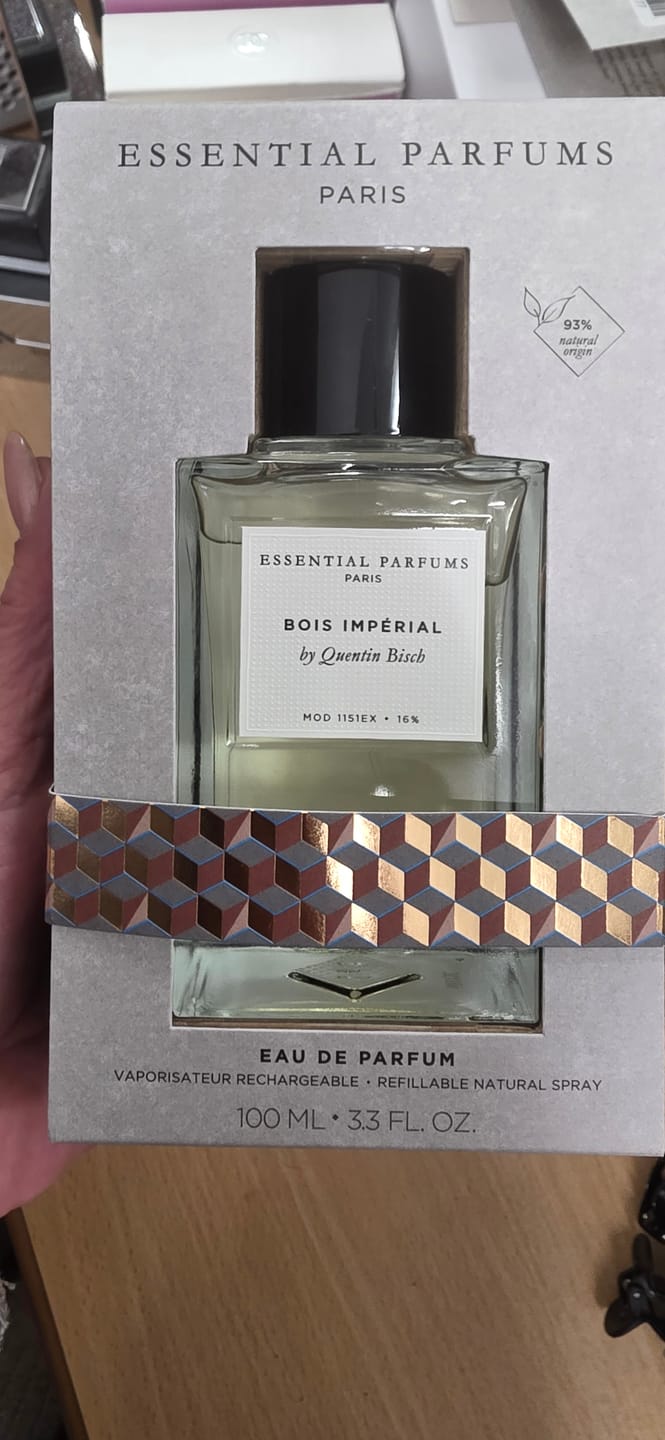 Customer photo review of Essential Parfums Bois Imperial by Quentin Bisch Refillable Edp 100ml בושם אסנשיאל פרפיום בויס אימפריאל יוניסקס