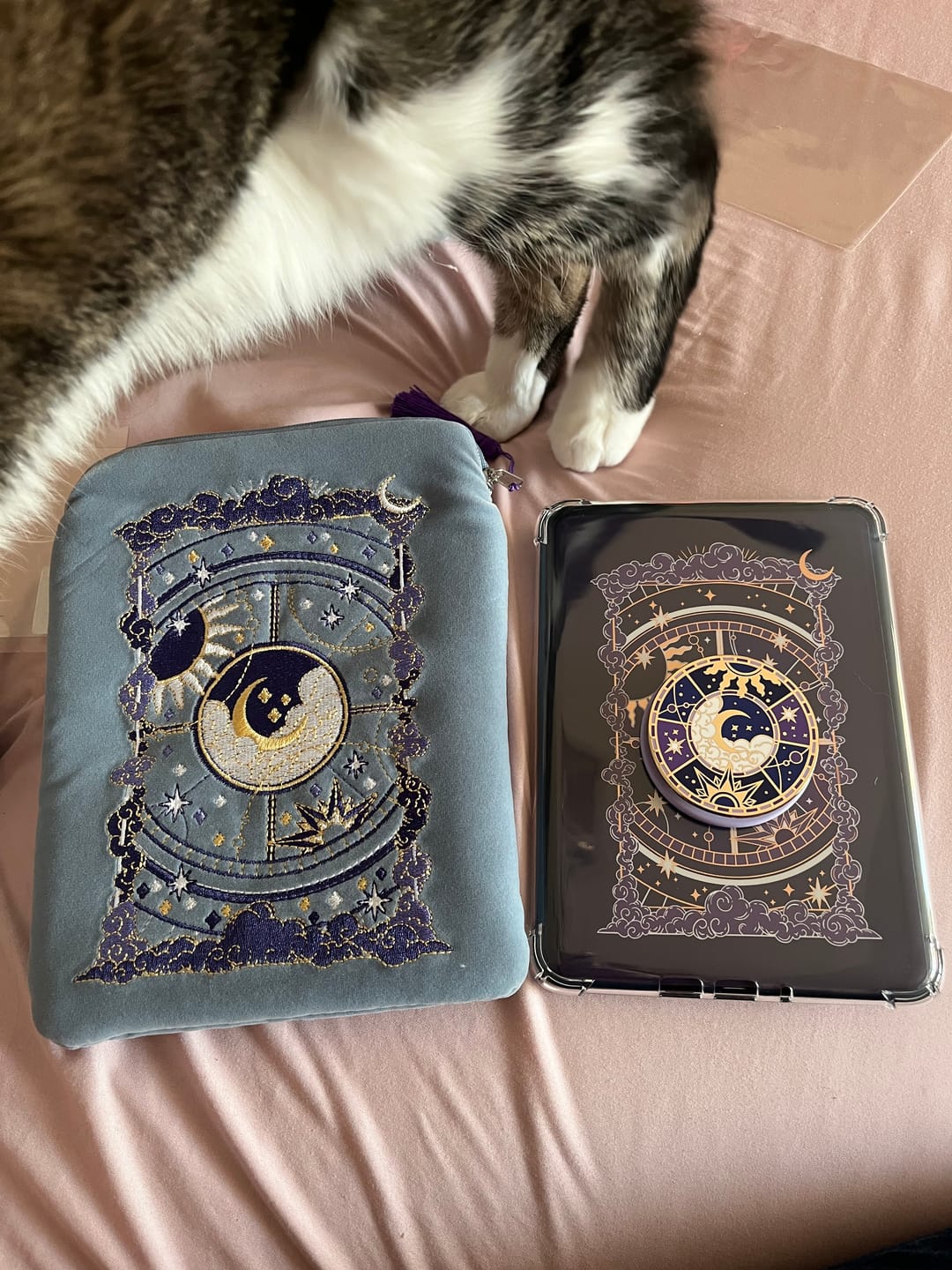 Customer photo review of Otherworldly Clingie