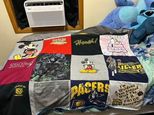 Customer photo review of Project Repat T-Shirt Quilt