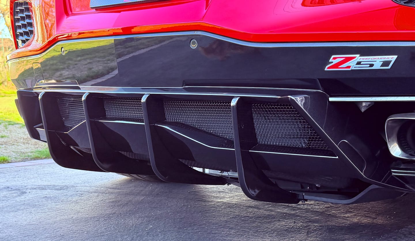 Customer photo review of Corvette C8 Stingray DRY CARBON FIBEr Add-On Rear Diffuser Fin