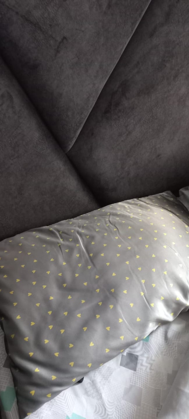 Customer photo review of Funda de Satín
