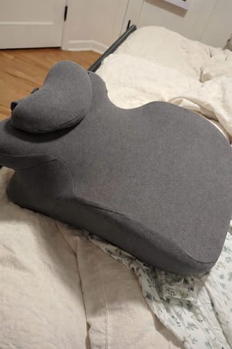 Customer photo review of Zyra - Sweet Spot Comfort Pillow