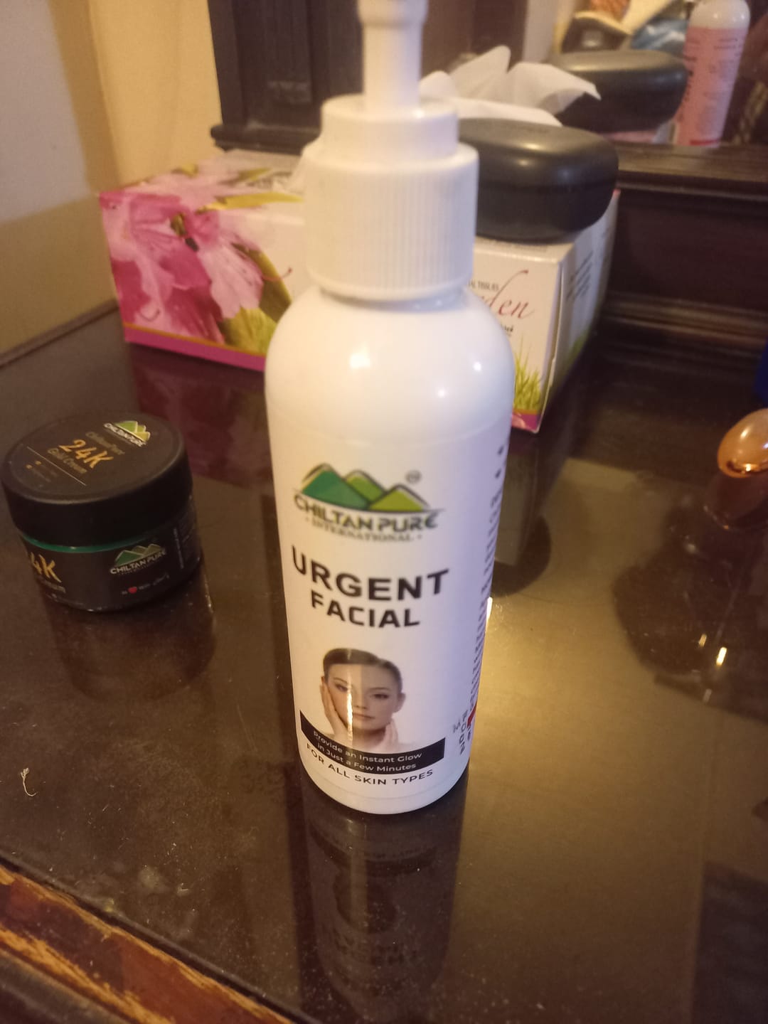Customer photo review of Urgent Facial – Provides an Instant Glow in Just a Few Minutes!! 150ml ,, 5️⃣ ⭐⭐⭐⭐⭐ RATING
