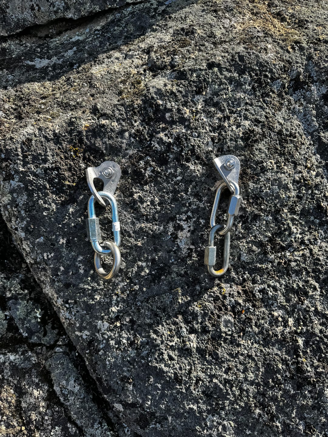 Customer photo review of Bent Gate Captive Eye Anchor Carabiner 316 Stainless Steel