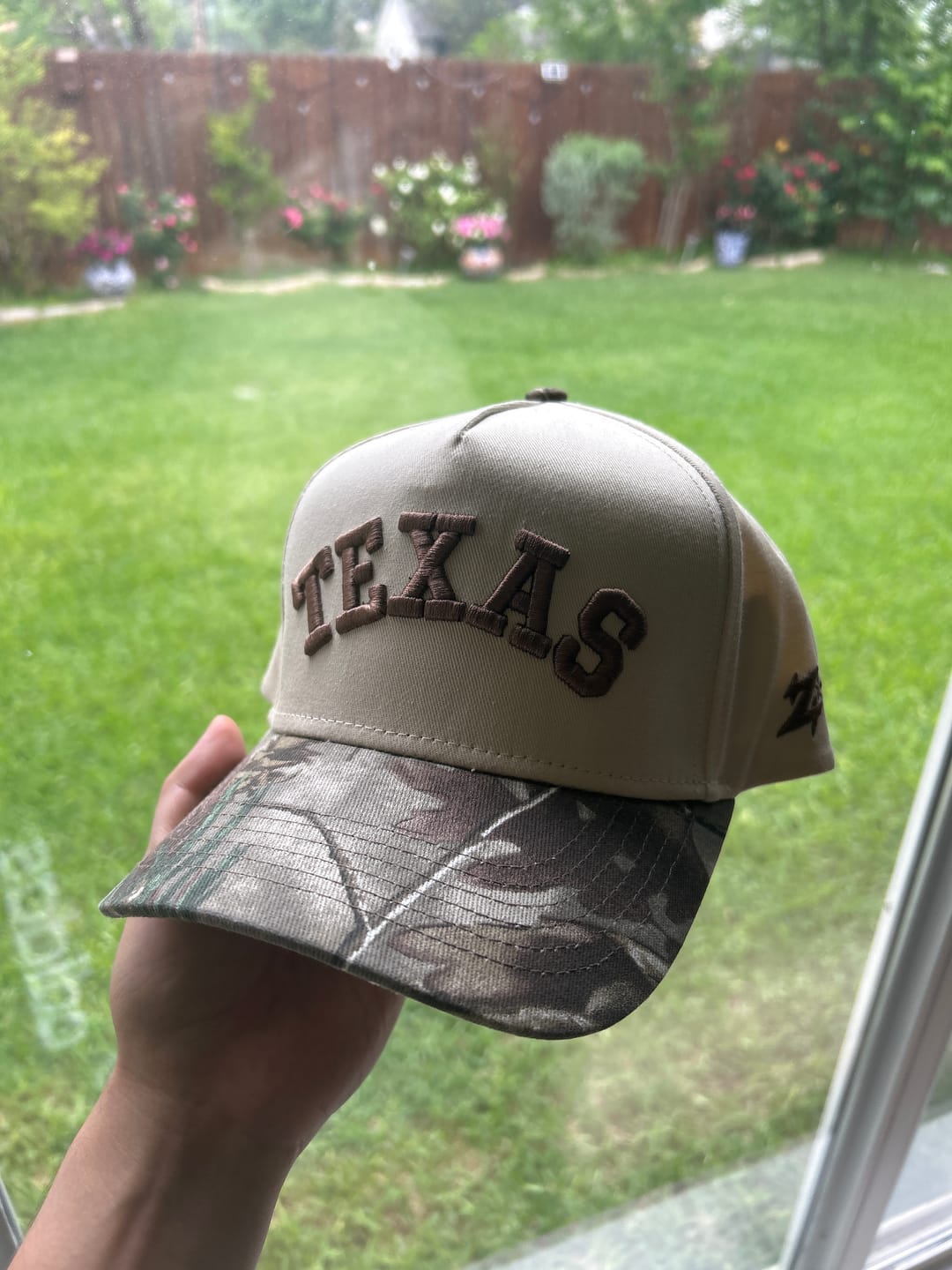 Customer photo review of Texas Camo Cap - Zoleado
