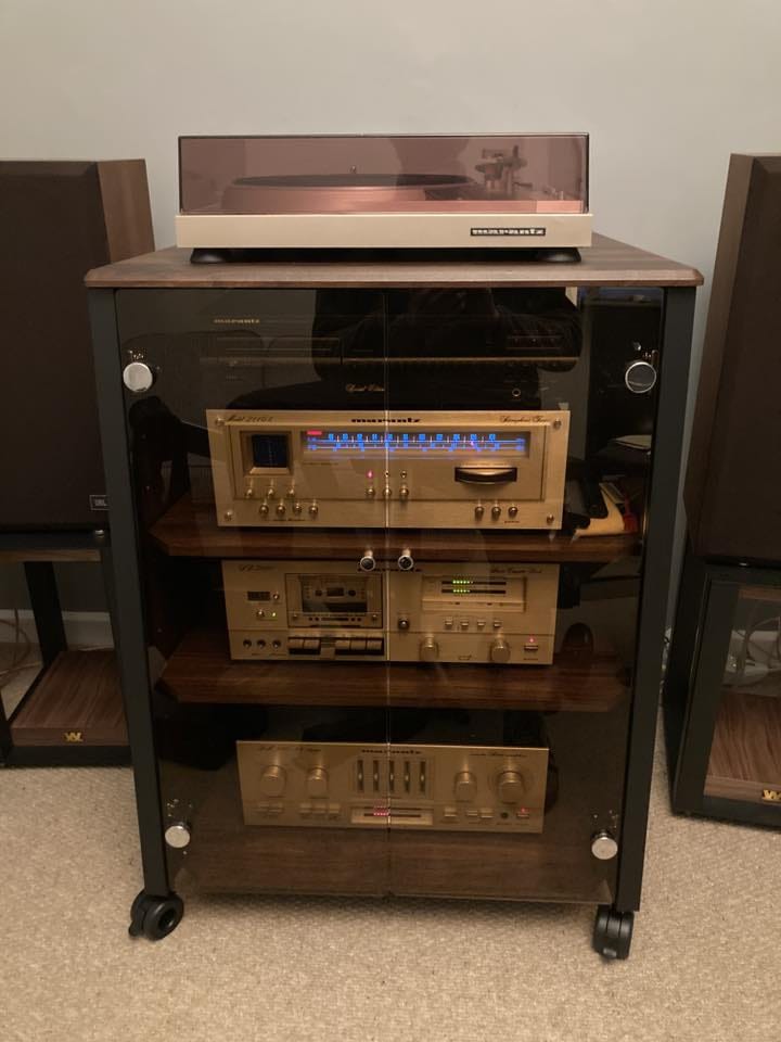 Customer photo review of Eiffel V2 AS07 Enclosed Audio Rack