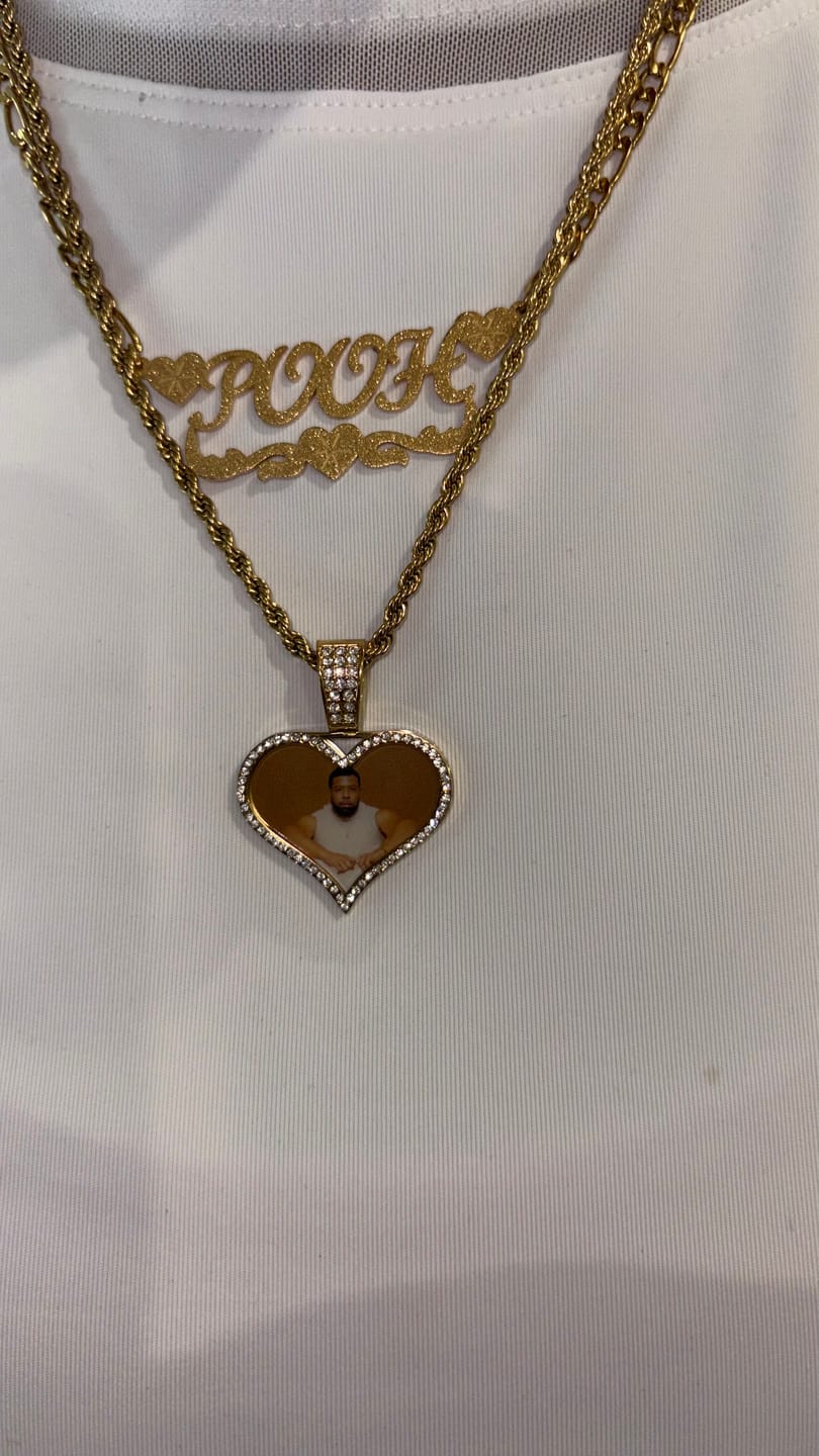 Customer photo review of Diamond Cut Lovely Heart Name Necklace