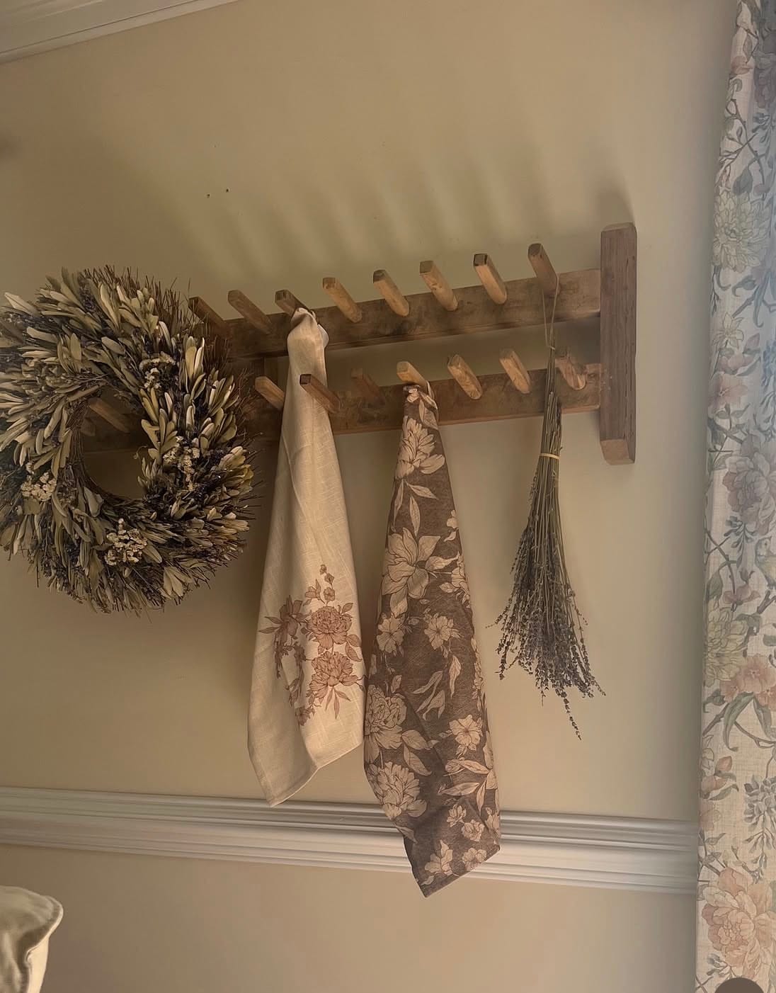 Customer photo review of Sepia Tone Kitchen Towels (S/3)