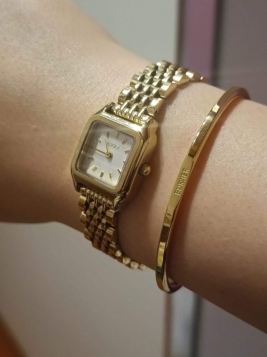 Customer photo review of Macy Petite Gold White