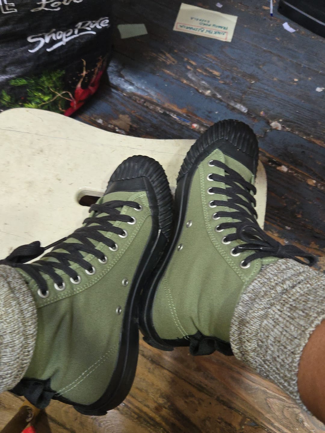 Customer photo review of Grounder High-Top Olive Green/Black