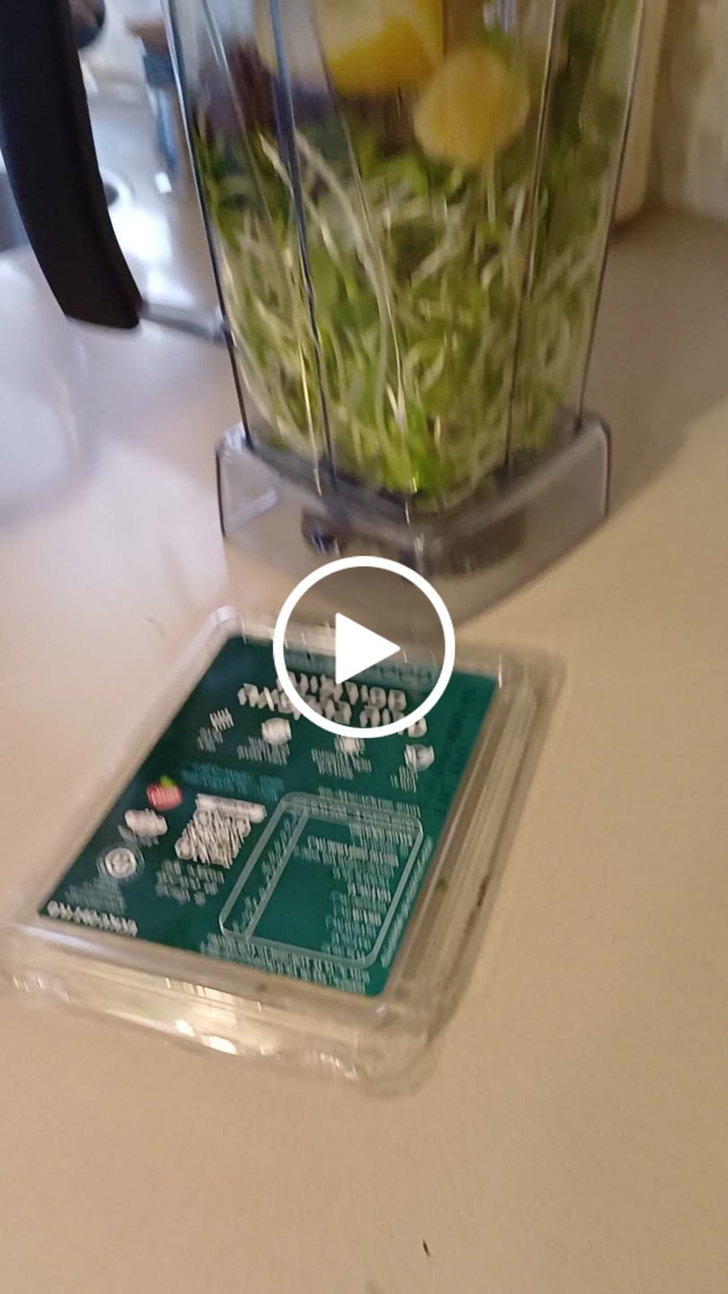 Customer video review of מארז משפחתי במבצע!  120 מנות (3.36 ק"ג)