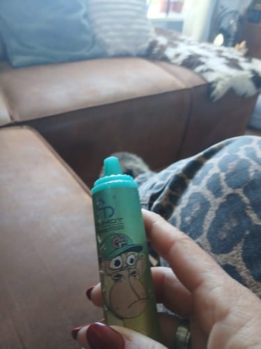 Customer photo review of Fumot Tornado 15K - Vaper Desechable - Cigarrillo Electrónico - 2% - 15000 Caladas