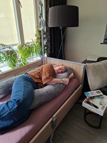 Customer photo review of Strex Zwangerschapskussen XXL - 280cm - Afneembare Hoes - Zijslaapkussen / Body Pillow / Lichaamskussen / Voedingskussen