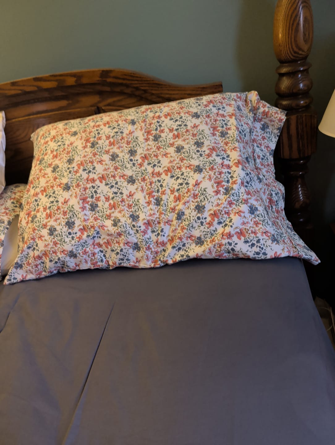 Customer photo review of Waterproof & Stain-Resistant Hotel Pillow
