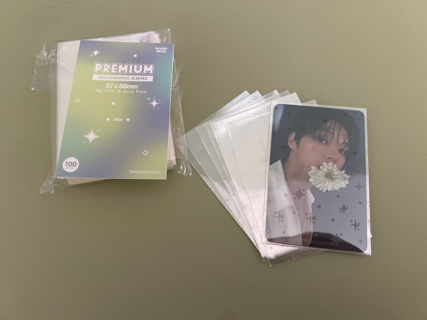 Customer photo review of PREMIUM HOLOGRAPHIC PHOTOCARD SLEEVES - STAR VERSION