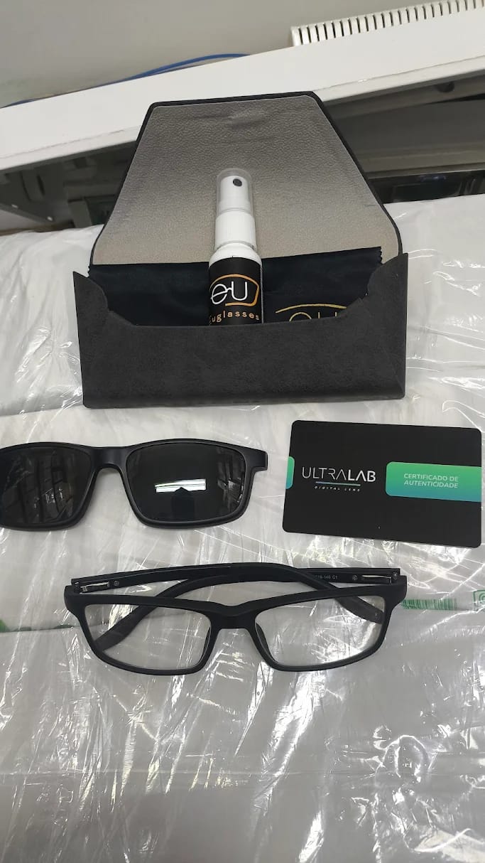 Customer photo review of Óculos Clipon Seya (1 Lente)