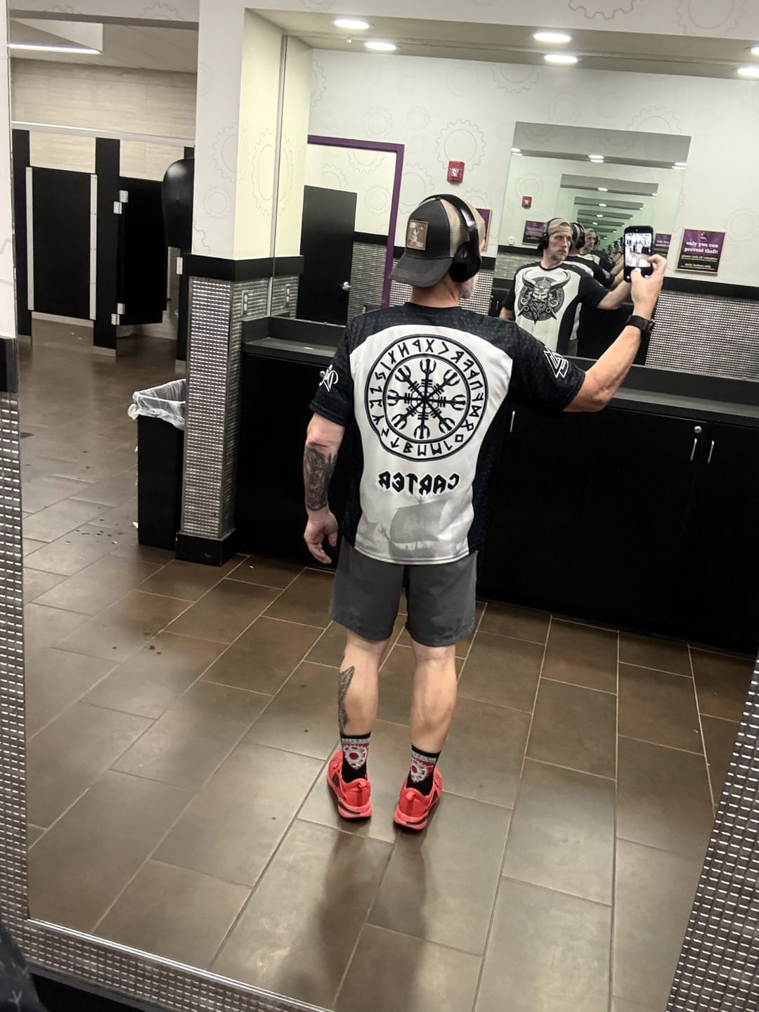 Customer photo review of [MULTICOLOR] Die Epic Viking Custom Short Sleeve Jersey