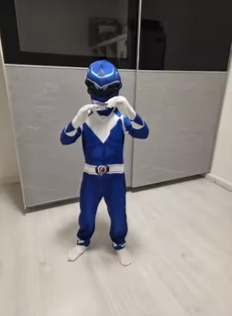 Customer photo review of Kinder Superheld Kostüm Ranger | Fantasie Rollenspiel Anzug