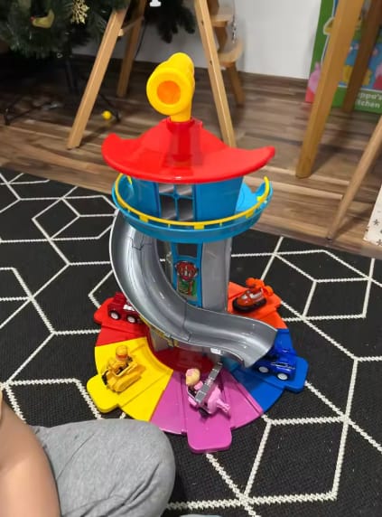 Customer photo review of Auto Rennbahn Spielset Kinder | Fahrzeuge mit Rutschbahn