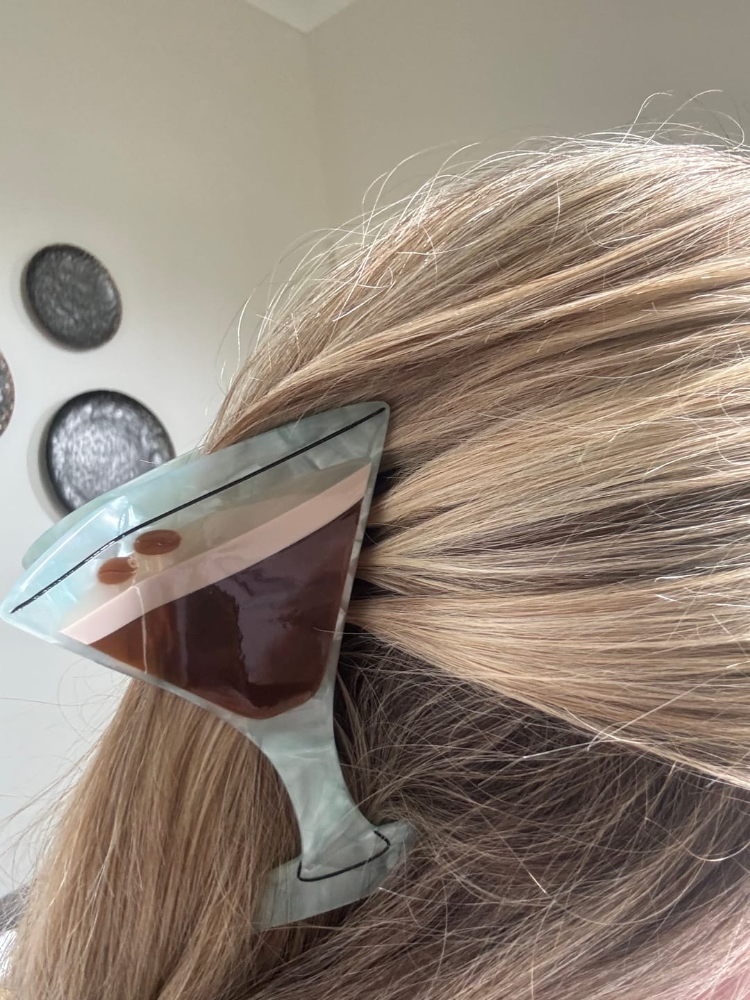 Customer photo review of Large Espresso Martini Hair Claw Clip
