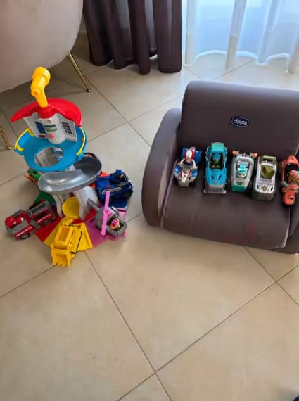 Customer photo review of Auto Rennbahn Spielset Kinder | Fahrzeuge mit Rutschbahn