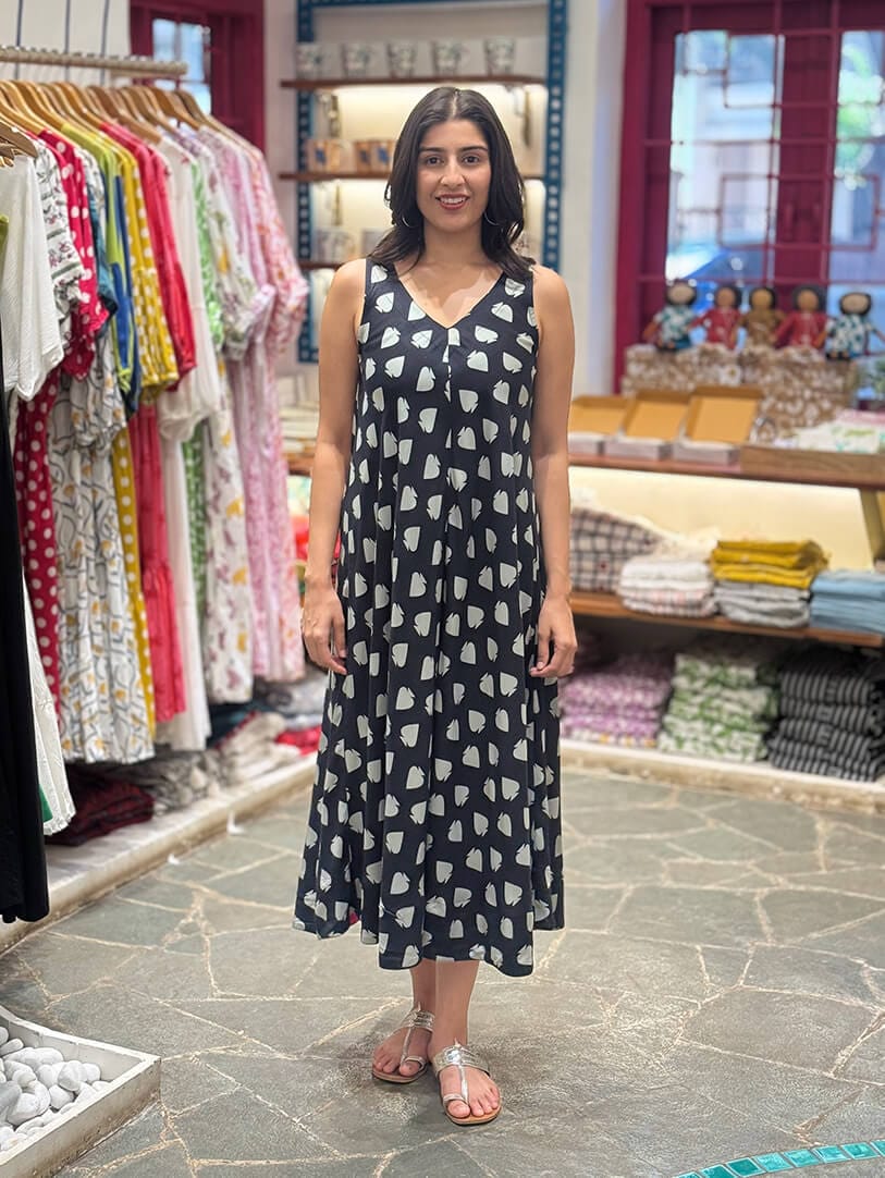 Customer photo review of Ria Sleeveless Maxi Dress