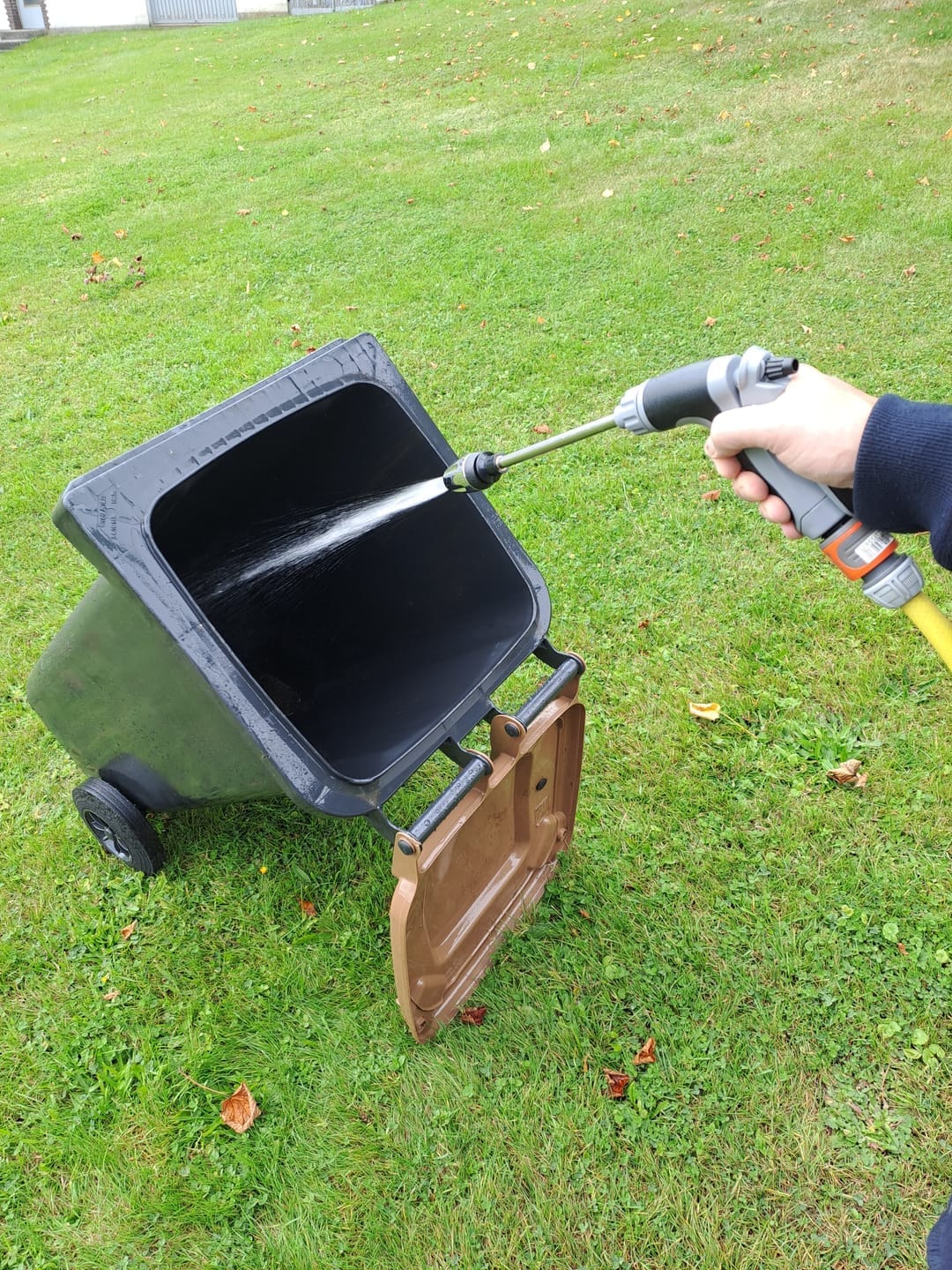 Customer photo review of Hochdruck-Aufsatz für Gartenschlauch – Kraftvolle Hochdruckreinigung