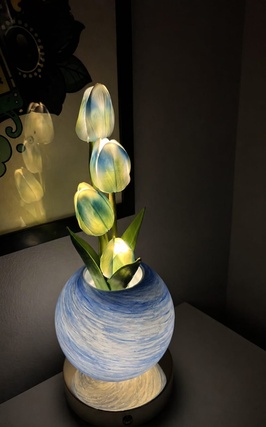 Customer photo review of Lampara LED de Tulipanes