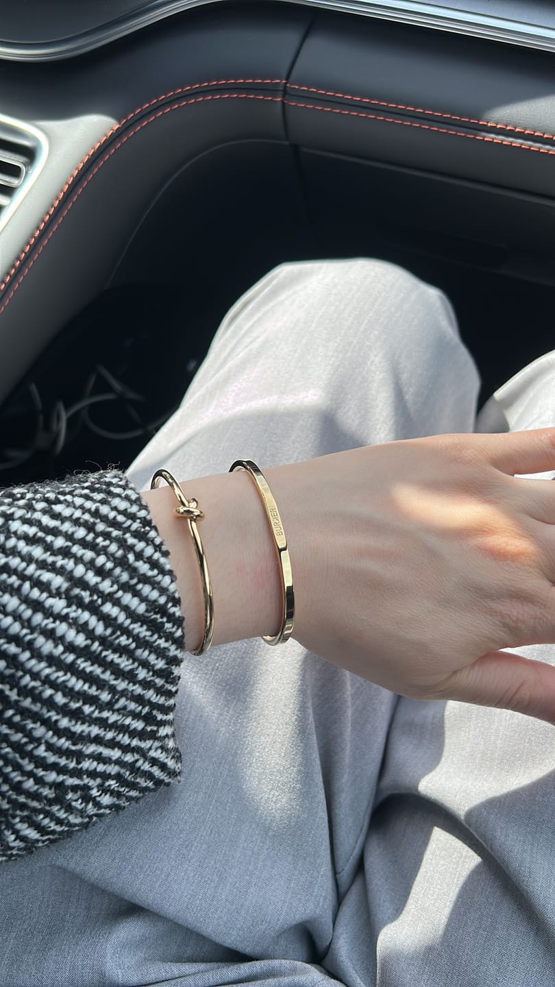 Customer photo review of Eternity Gold Bracelet