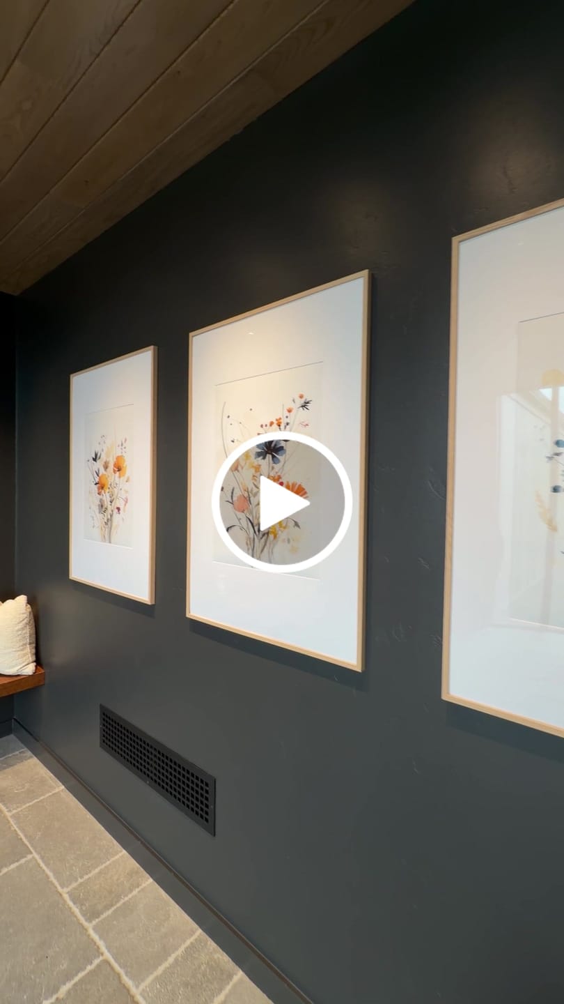 Customer video review of Neutral Watercolor Wildflower Art Prints Set