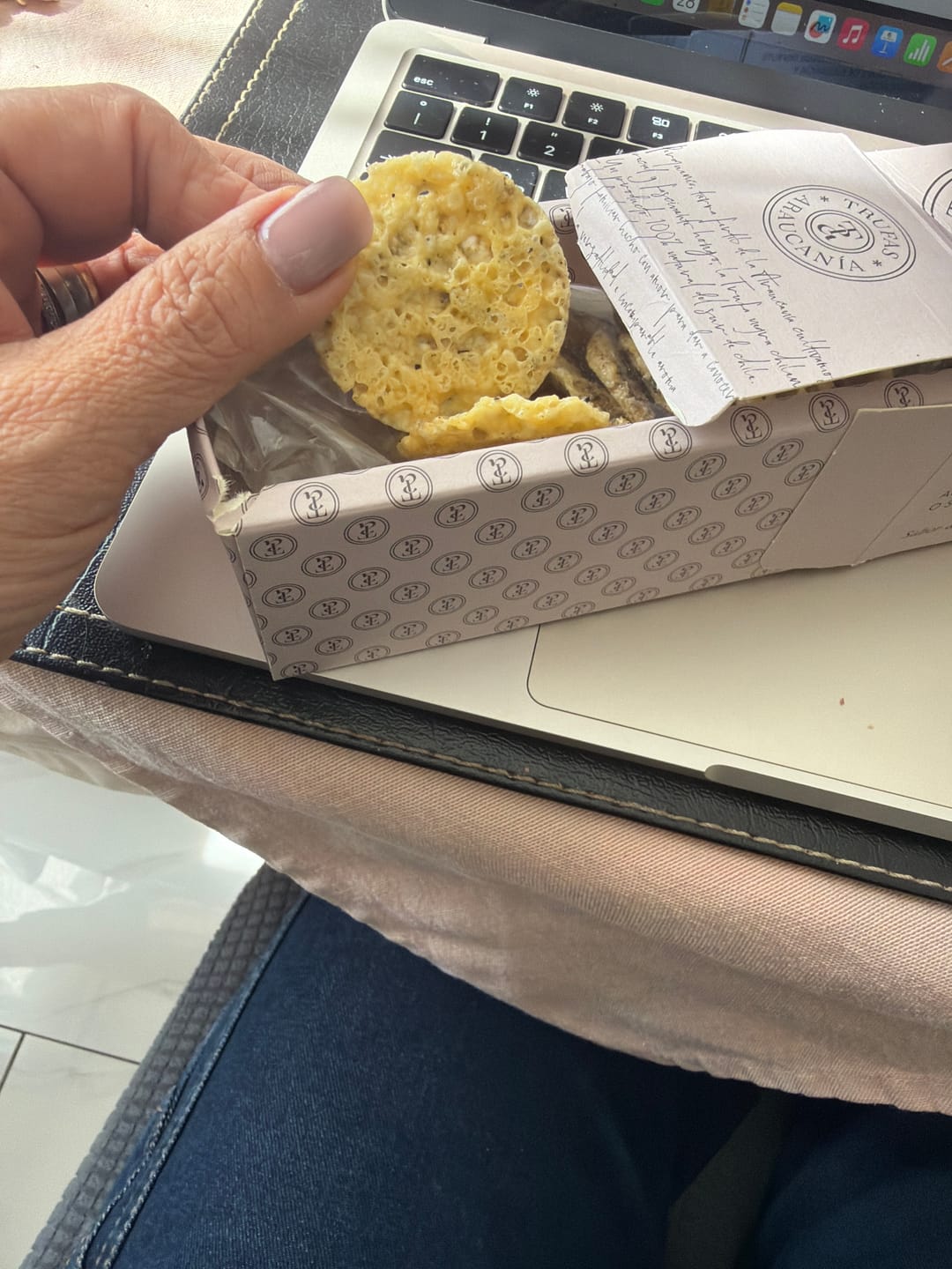 Customer photo review of CRACKERS TRUFADAS