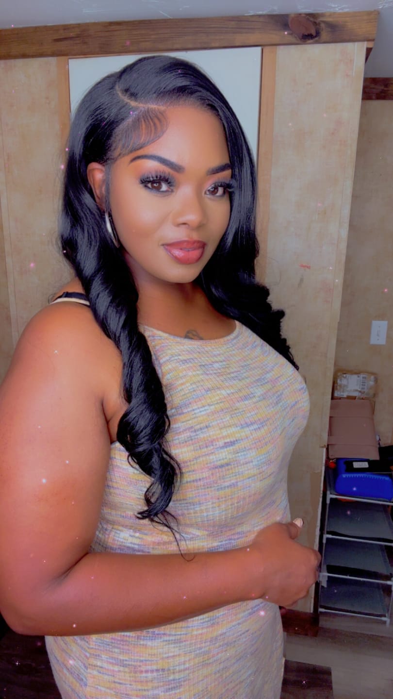 Customer photo review of Outre Melted Hairline Trucurve Glueless HD Deep C-Part Lace Wig - TRUCURVE 3
